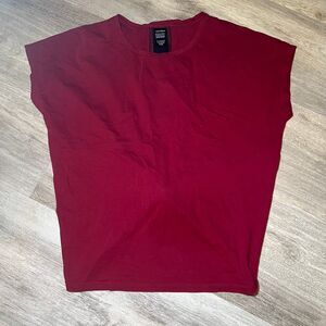 Victoria sport top tie in back size small‎